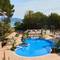 Отель Hipotels Bahia Cala Millor