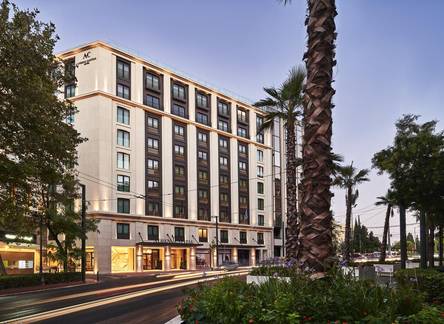 Отель Athens Capital Center Hotel - MGallery Collection