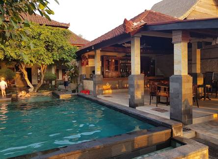 Отель Puri Nusa Beach Hotel