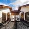 Отель Living Room Lembongan