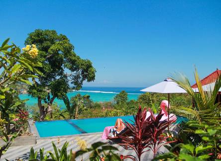 Отель Bukit Permata Lembongan