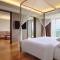 Отель Four Points by Sheraton Bali Ungasan