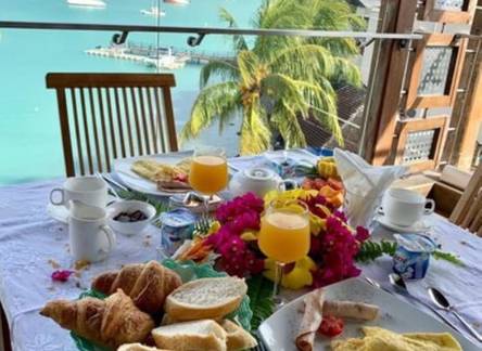 Отель Azure Beach Boutique Hotel