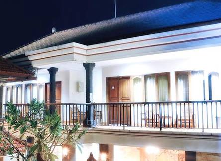 Отель Agus Beach Inn