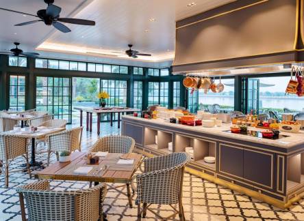 Отель Mia Saigon - Luxury Boutique Hotel