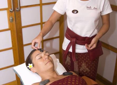 Отель Crown Bali Villa Seminyak