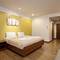 Отель Pattra Mansion by AKSARA Collection