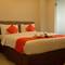 Отель The Gloria Suites Jakarta