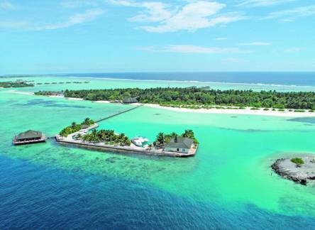 Отель Giravaru Island Resort
