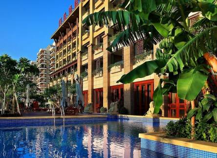 Отель Four Season Ocean Courtyard Hotel