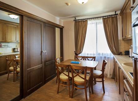 Отель 7 Pools SPA & Apartments