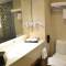 Отель Ramada by Wyndham Bali Sunset Road Kuta
