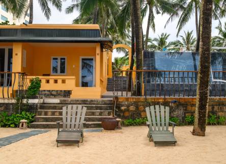 Отель Vida Loca Resort & Sunset Beach