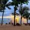 Отель Vida Loca Resort & Sunset Beach