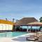 Отель Days Inn by Wyndham Aonang Krabi