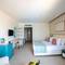 Отель Sunrise Azalea Aqua Park Resort