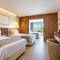 Отель Sunrise Azalea Aqua Park Resort