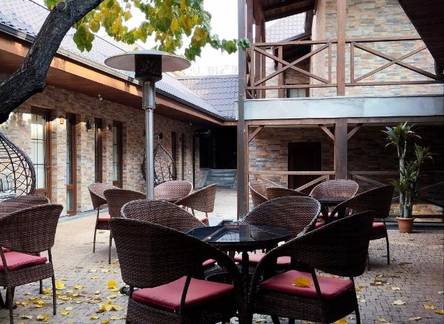 Отель Boutique Living Hotel