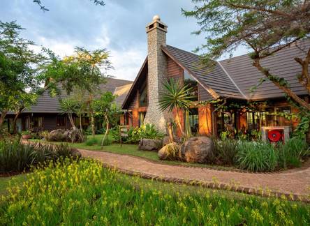 Отель The Retreat at Ngorongoro