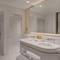 Отель The St Regis Dubai, The Palm