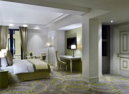 Отель Ambassadori Tbilisi Hotel