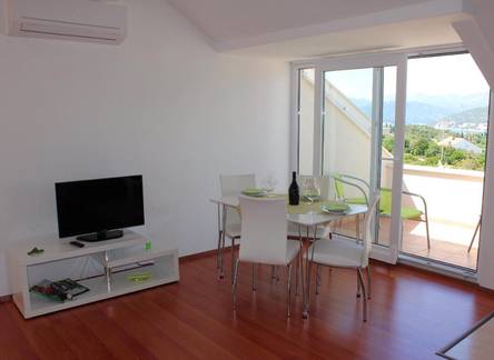 Отель Apartments Ira