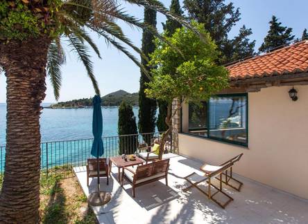 Отель Apartments Villa Mirjana