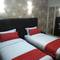 Отель Hotel Swani