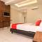 Отель OYO 1384 Pulau Bali Hotel