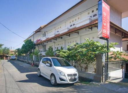 Отель RedDoorz Jalan Gatot Subroto Denpasar