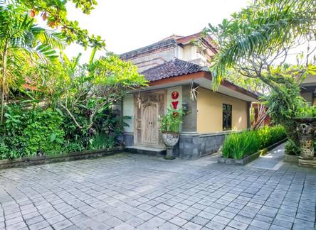 Отель OYO 2404 Arca Guest House