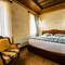 Отель Empire Cave Hotel