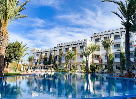 Отель Borjs Hotel Suites & Spa