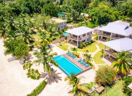 Отель Pineapple Beach Villas