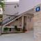 Отель Paradise Bay Apartments