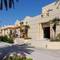 Отель Lambrinos Suites