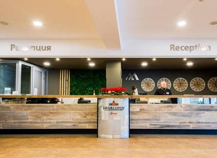 Отель Grand Hotel Murgavets