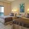 Отель The Royal Islander – An All Suites Resort