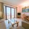 Отель Ona Beverly Hills Suites