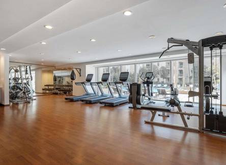 Отель Swissotel Living Al Ghurair