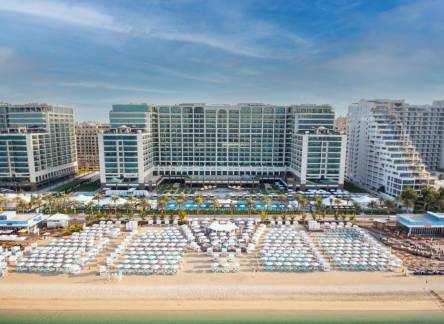 Отель Hilton Dubai Palm Jumeirah