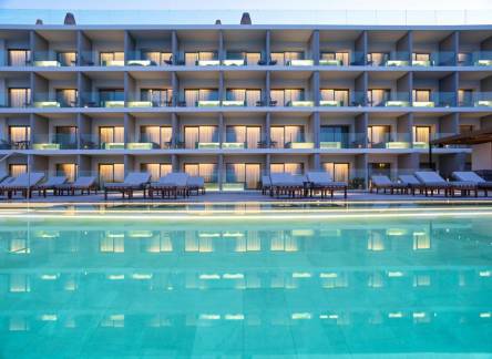 Отель Niko Seaside Resort Crete MGallery