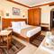 Отель Romance Regency Club