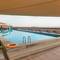 Отель Luxe Grand Hotel Apartments