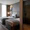 Отель Days Hotel By Wyndham Dubai Deira
