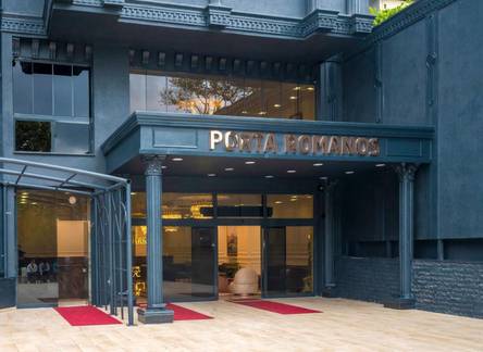 Отель Porta Romanos Hotel