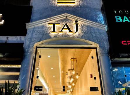 Отель Taj Hotel