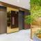 Отель Hotel M's Est Shijo Karasuma