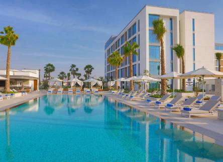 Отель Doubletree By Hilton Abu Dhabi Yas Island Residences