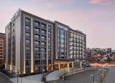 Отель Courtyard by Marriott Tashkent